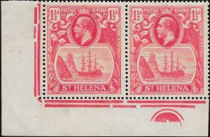Saint Helena: 1923 1½d. Rose-Red Pair, One with Cleft Rock. SG 99/99c (MLH)