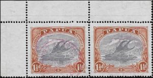 Papua: 1929 1½d. Bright Blue & Bright Brown Pair, One with 'POSTACE' at Right. SG SG 95c/95d (FU)