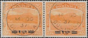Dominica: 1919 1½d. on 2½d. Orange War Stamp Pair, One with Short Fraction Bar. SG 60/60a (FU)